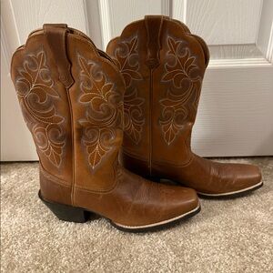 Ariat Cowboy Boots size 8.5